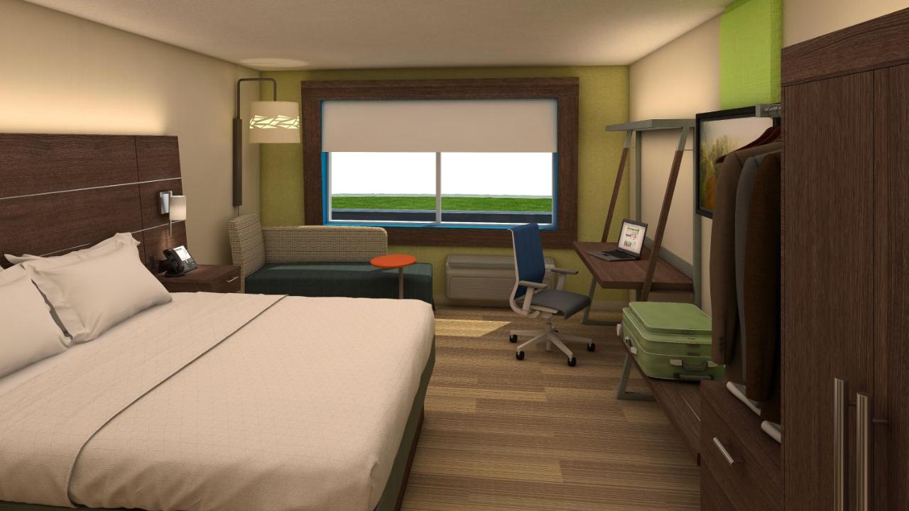 Holiday Inn Express & Suites - Detroit North - Roseville By Ihg Bagian luar foto